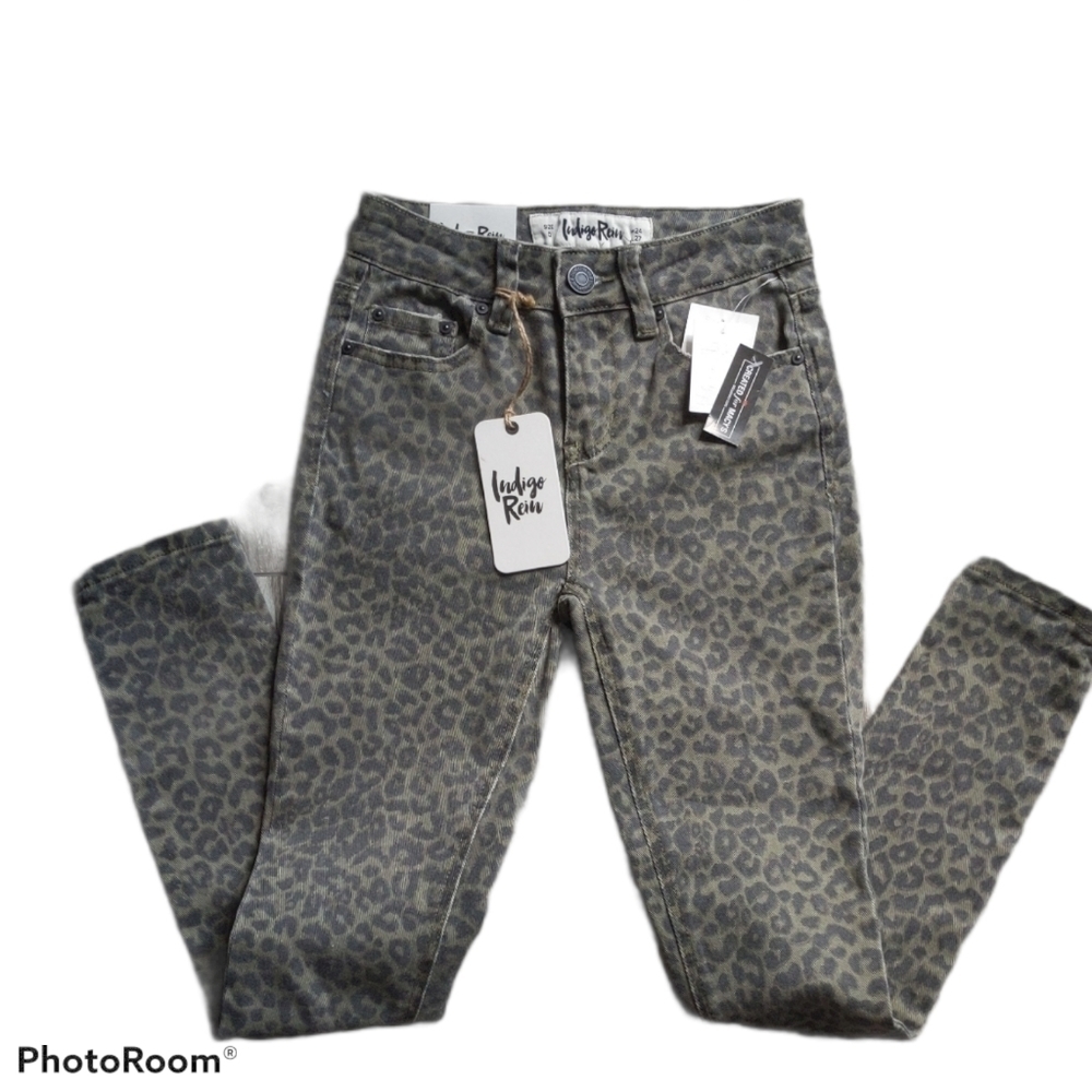 NWT Indigo Rein High Rise Cheetah Print Jeans Size 0